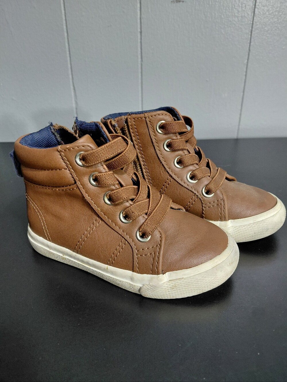 Kids Brown High-Top Zip Sneakers Sz 6